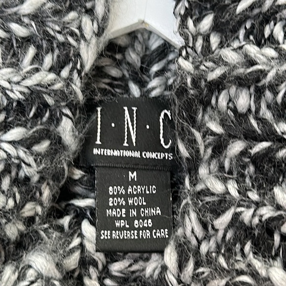 I.N.C. International Concepts Chunky Knit Turtleneck Sweater Size Medium - Picture 8 of 11